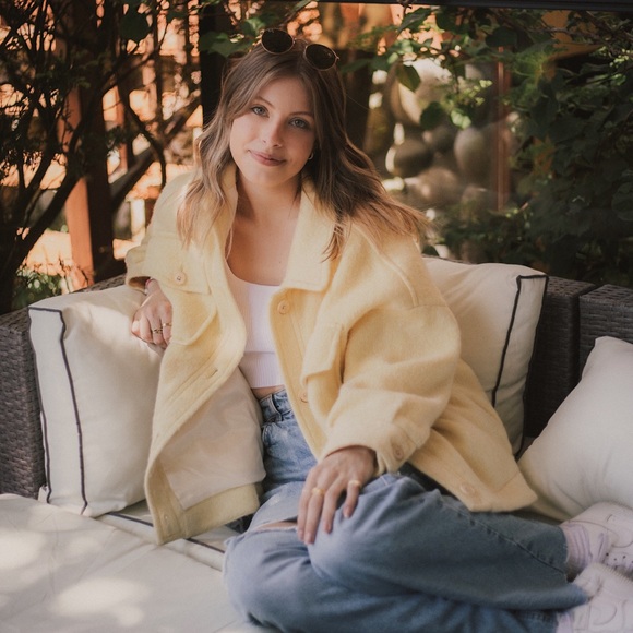 Meet your Posher, Meg - Picture 1 of 1